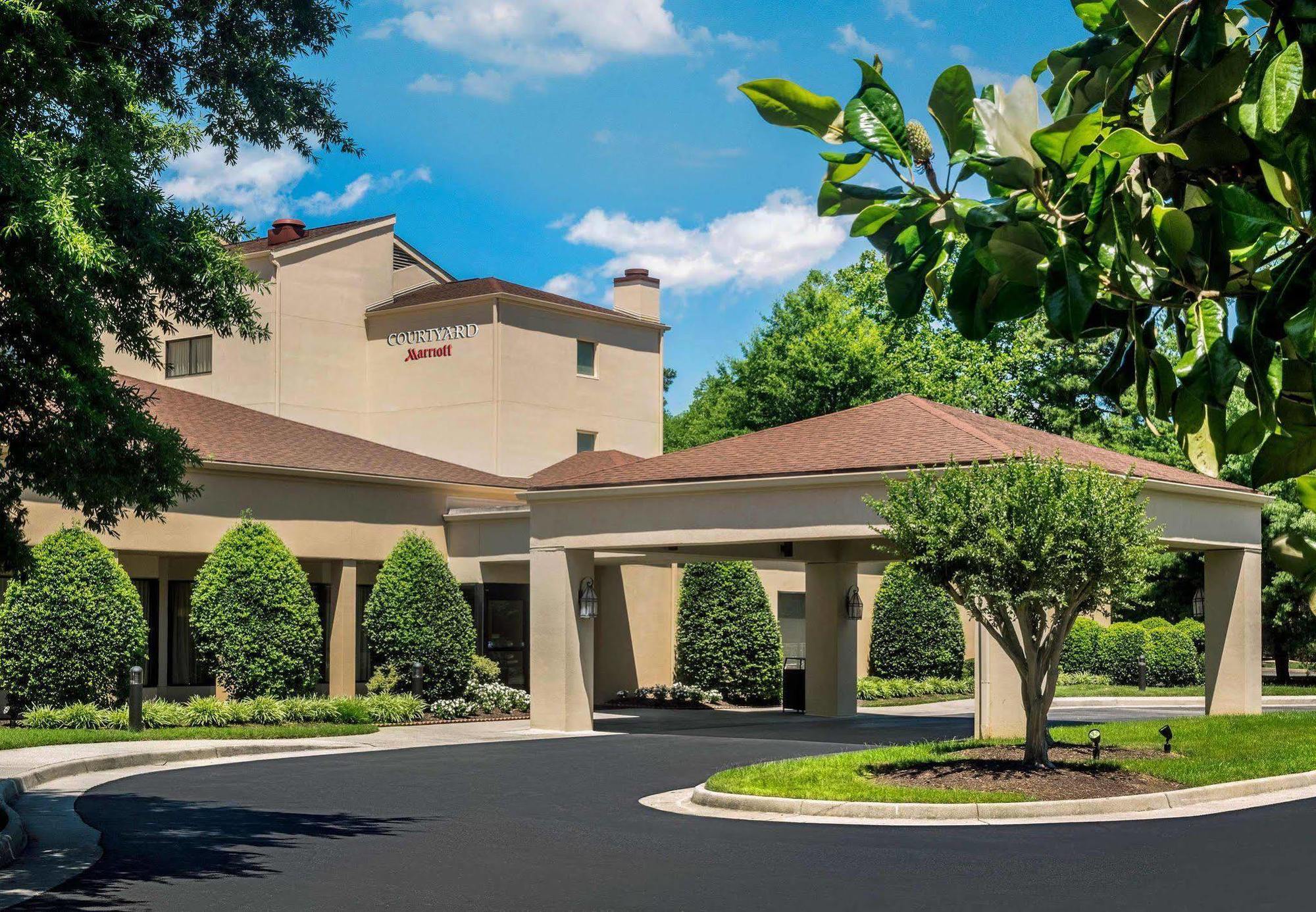 Courtyard Williamsburg - Busch Gardens Hotel Exterior photo